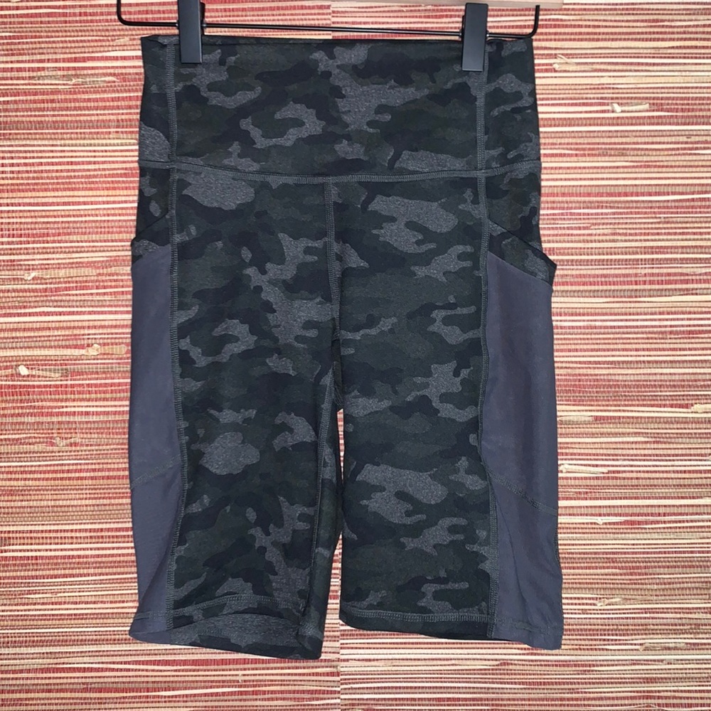 Fabletics Women's PowerHold Camouflage Bike Shorts